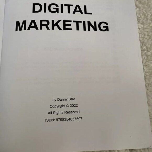A Small Business Owner’s Role In: Digital Marketing Danny Star 3rd Edition PB - Picture 4 of 9